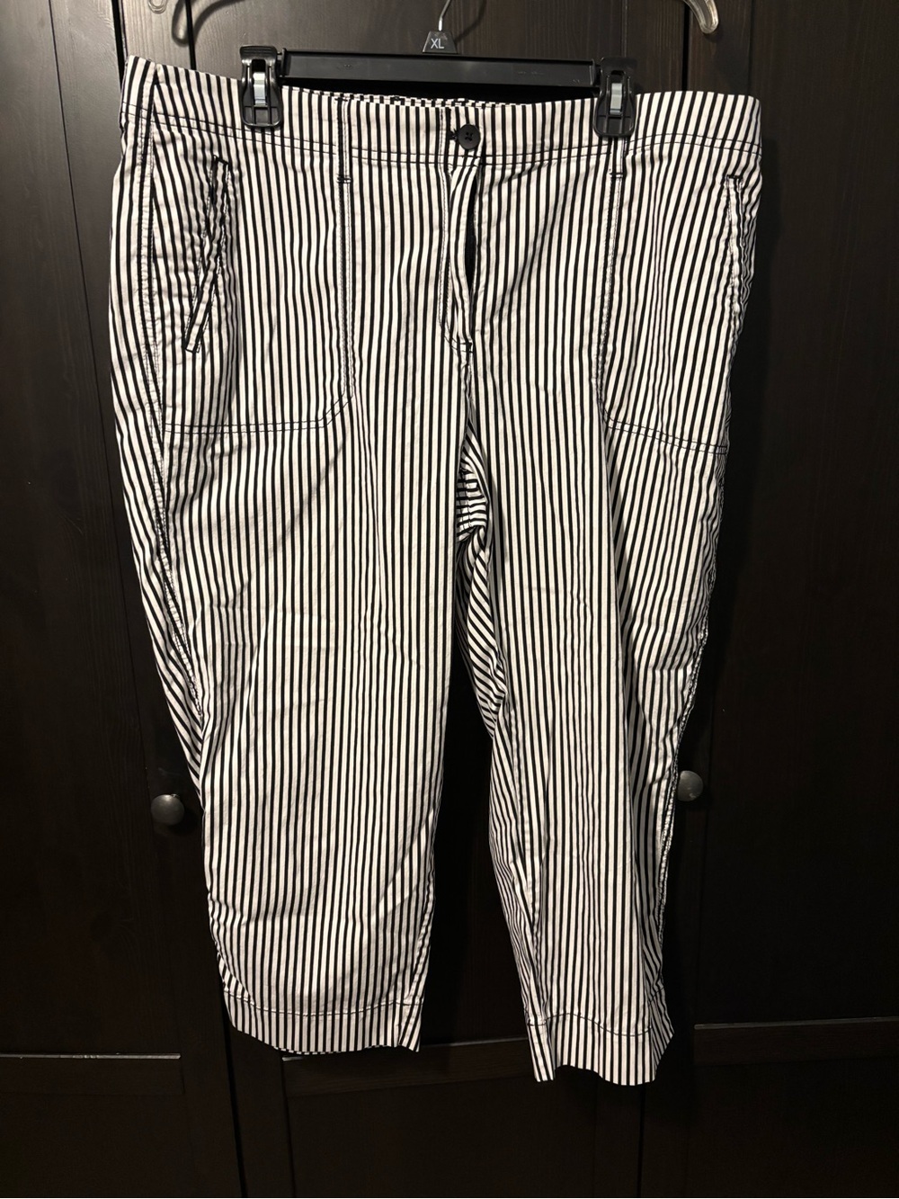 Chico's Mid-Rise White Black Striped Crop Chino pants